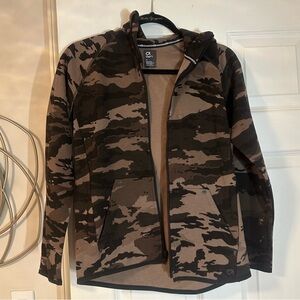 GAP Camouflage Boy’s Zip-up Jacket and Joggers/Sweatpant Set Sweatsuit